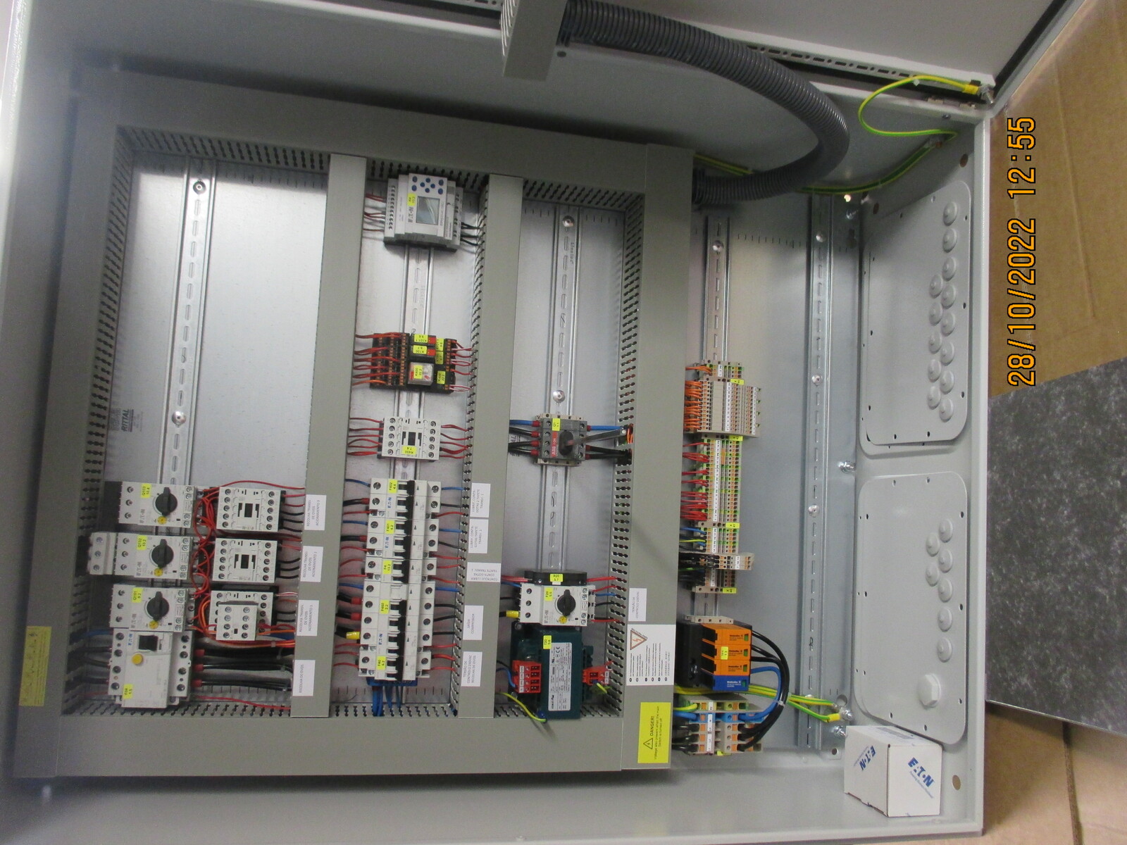 Control cabinet egg cross collection Valovo H3+4